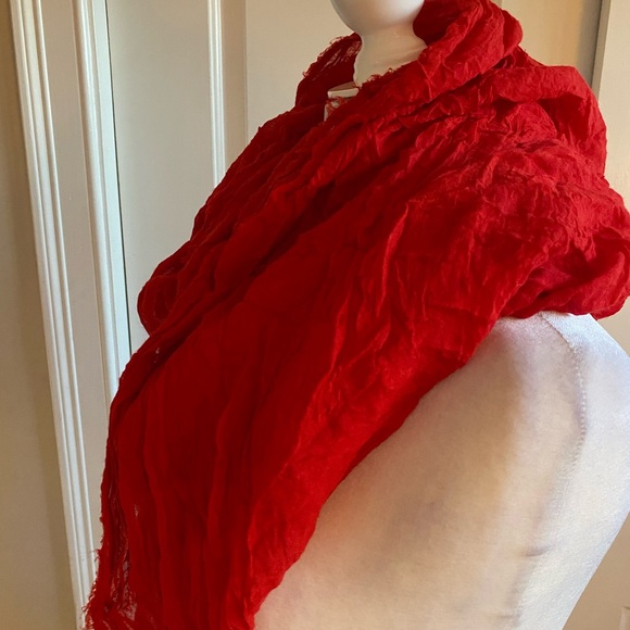 Vibrant Red Textured Scarf ❤️😍❤️ - Picture 8 of 11